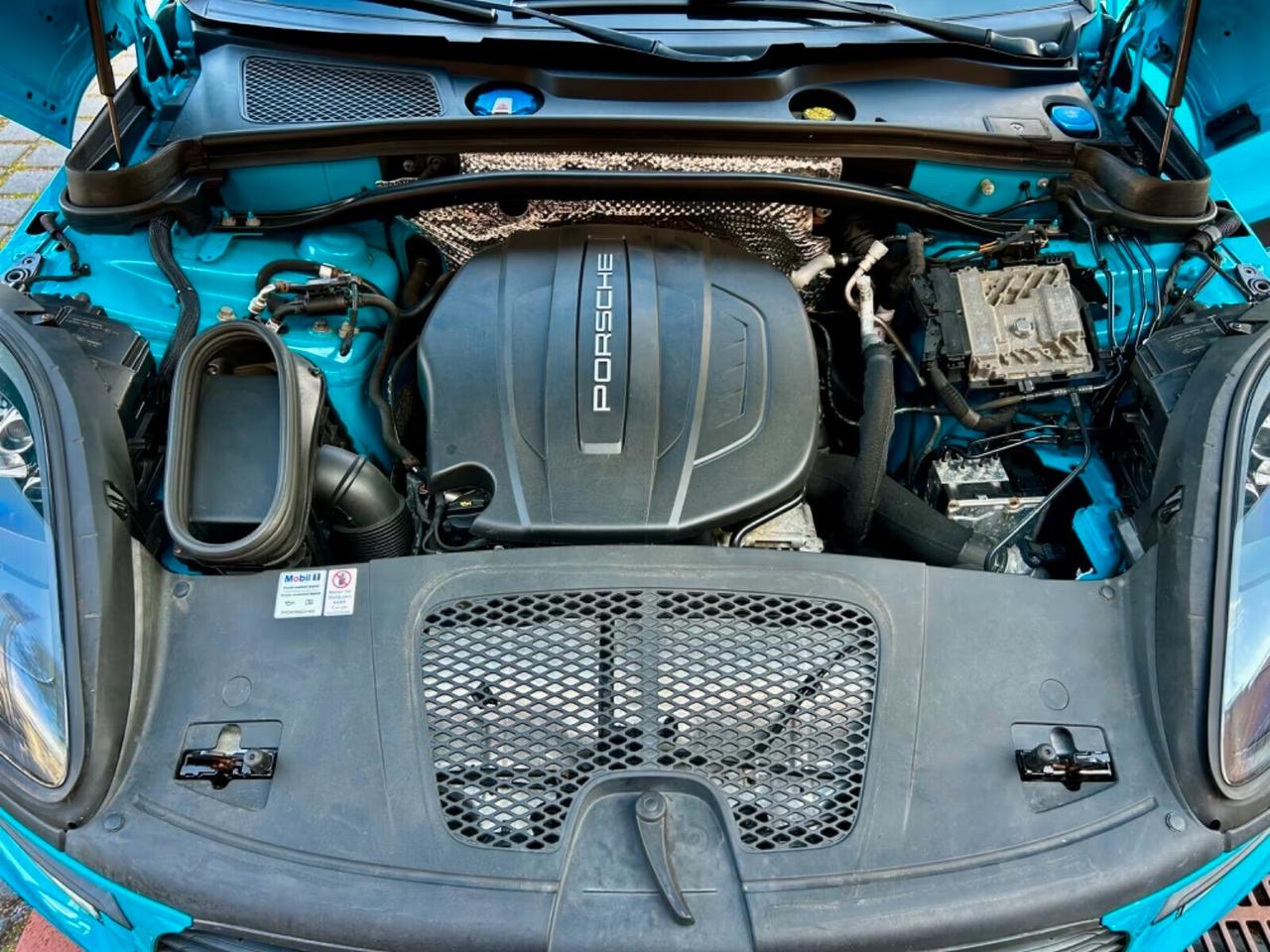 Porsche Macan 2.0 LED, sistema di navigazione, telecamera