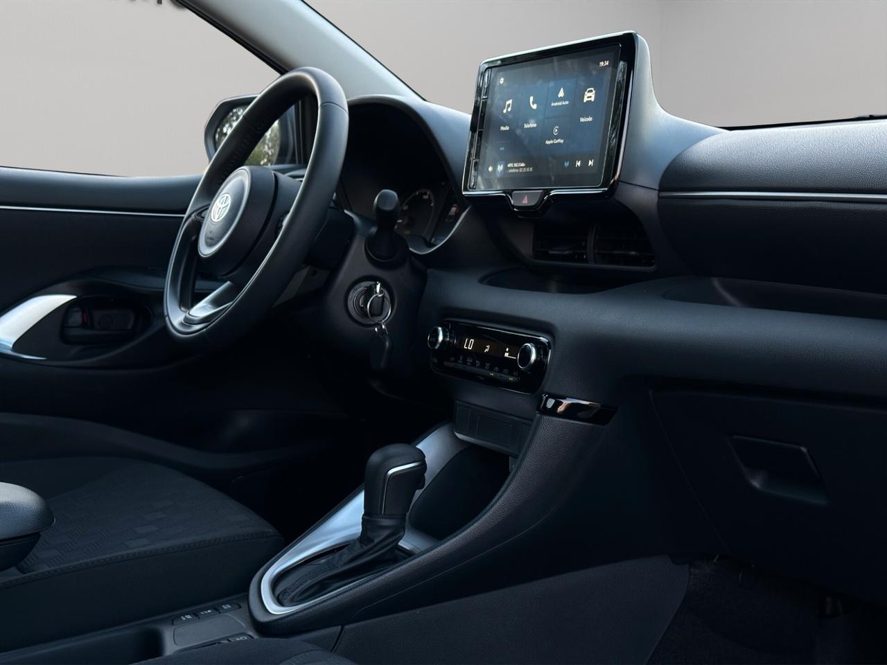 Toyota Yaris 1.5 Hybrid 5 porte Active
