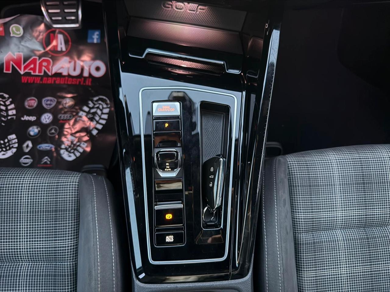 Volkswagen Golf 8 GTD 2.0 TDI 200cv DSG