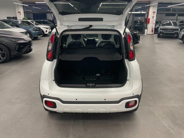 FIAT Pandina 1.0 Hybrid Cross KM0 MY26