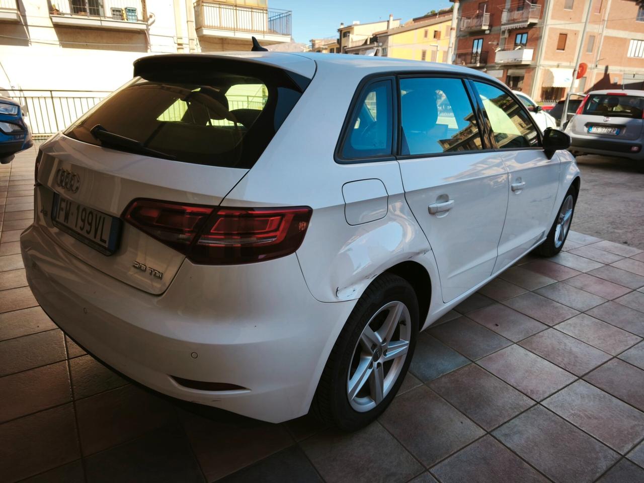 Audi A3 SPB 1.6 TDI 115 CV *Noleggio Vendita senza Finanziamento