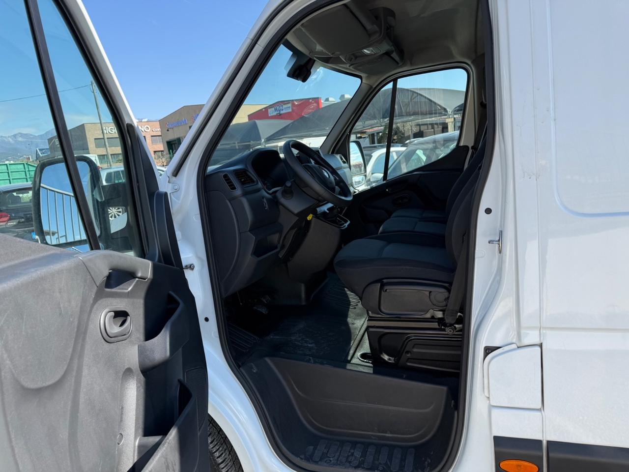 Renault Master T35 2.3 dCi 165- Rwd. L4 . H3 Furgone