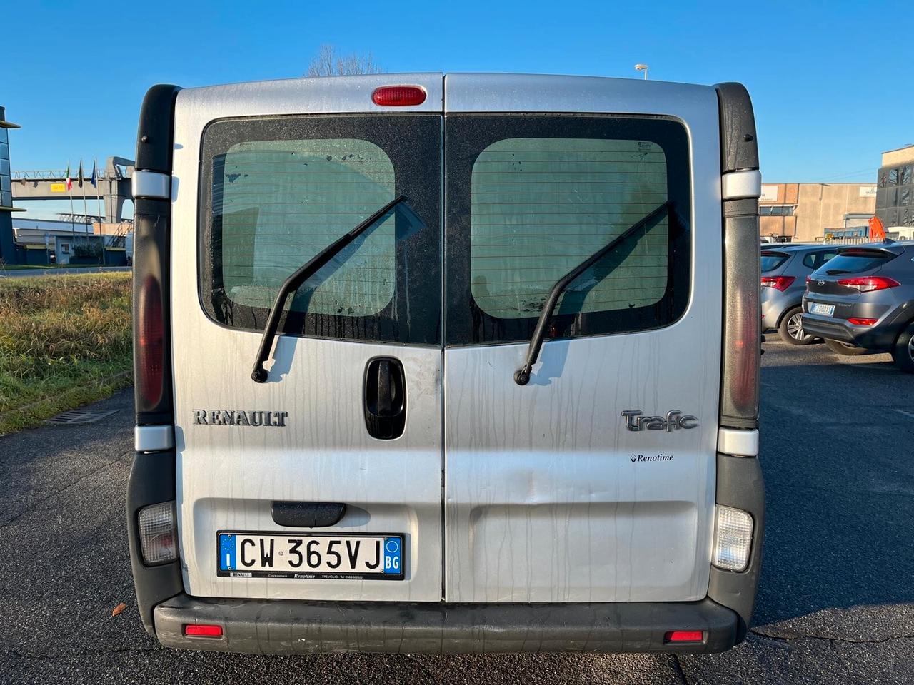 Renault Trafic 1.9 dCi/80 PC-TN Pass.Authent