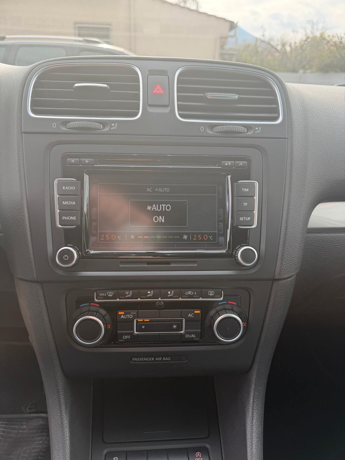 Volkswagen Golf 1.6 TDI DPF 5p. Highline-09/2010