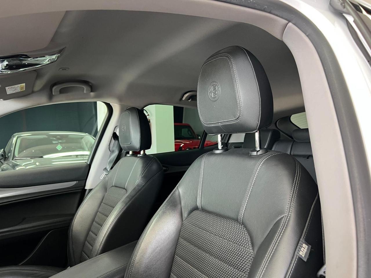 Alfa Romeo Stelvio 2.2 Turbodiesel 180 CV AT8 Q4 Executive