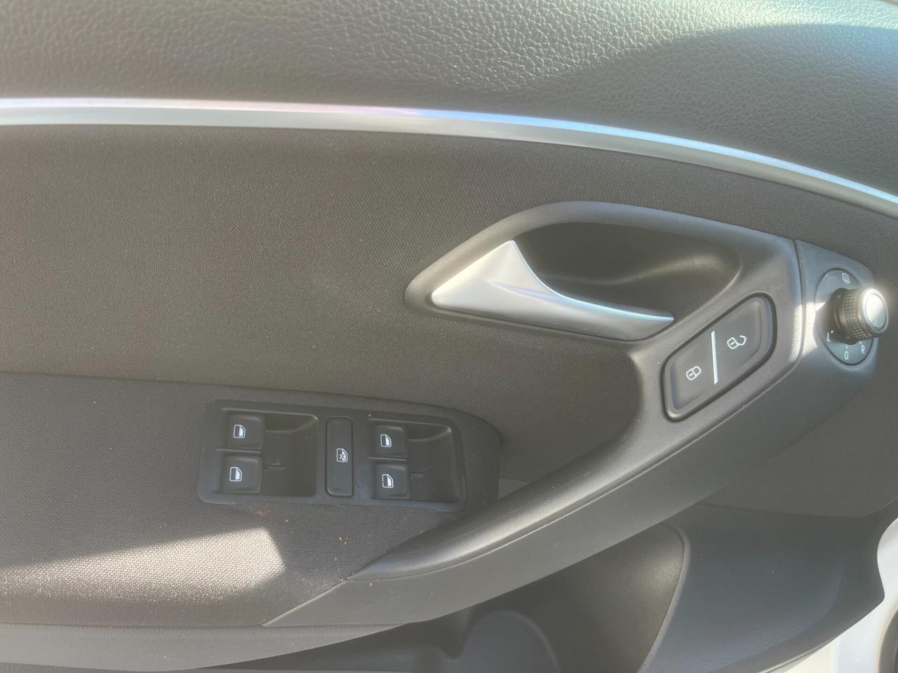 Volkswagen Polo 1.0 MPI 5p. Trendline