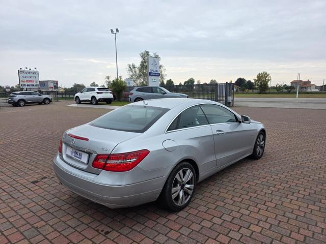 MERCEDES-BENZ E 250 CDI Coupé BlueEFFICIENCY Avantgarde