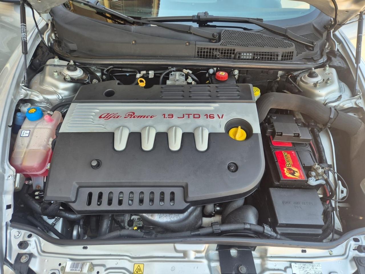 Alfa Romeo 147 1.9 JTD M-JET 16V 5 porte Q2 150cv