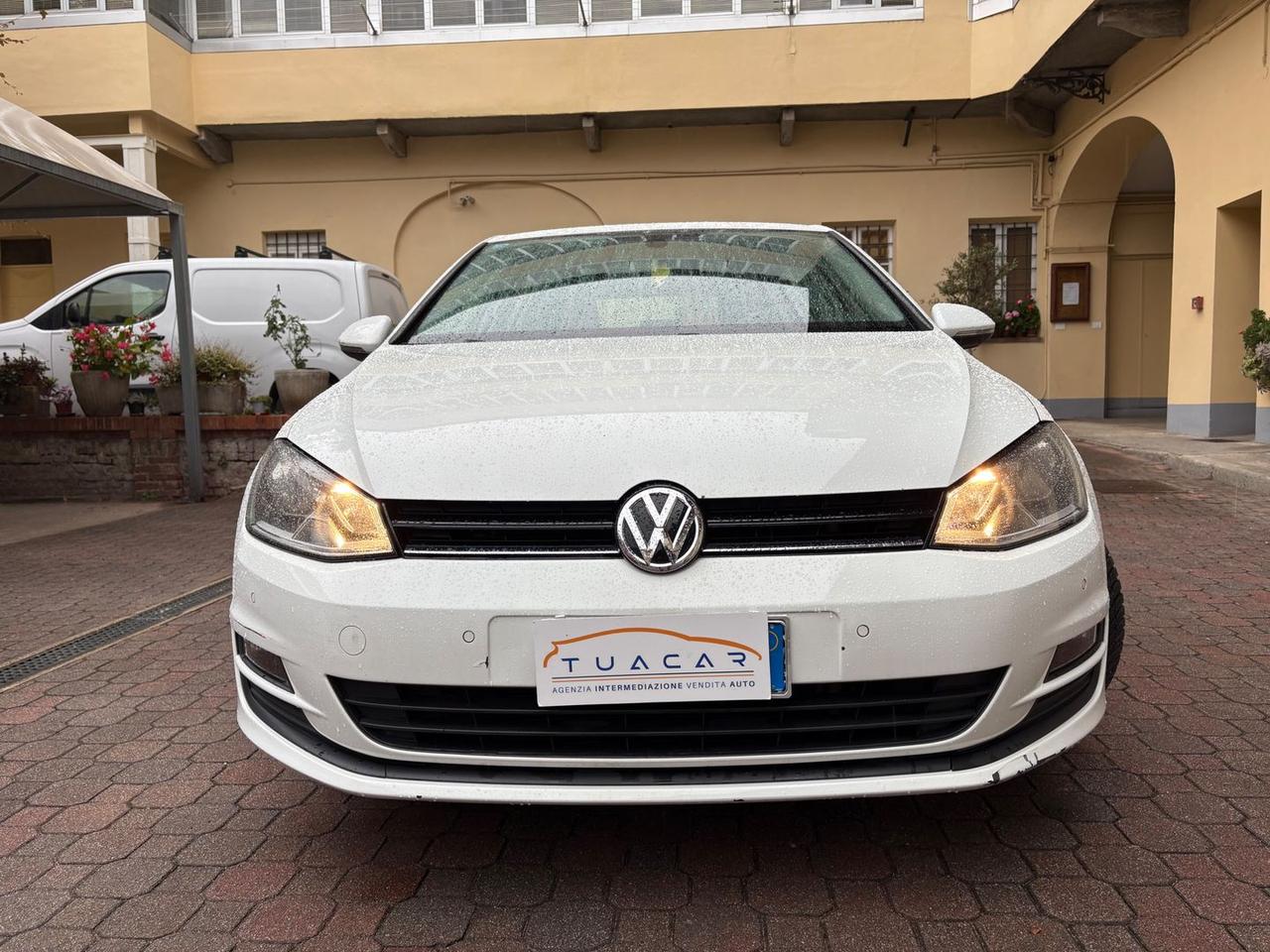 Volkswagen Golf 1.6 TDI Bluemotion #7595