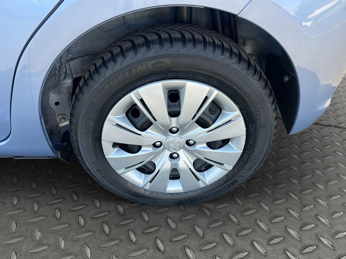 TOYOTA - Yaris - 1.4 D-4D 5p. Lounge