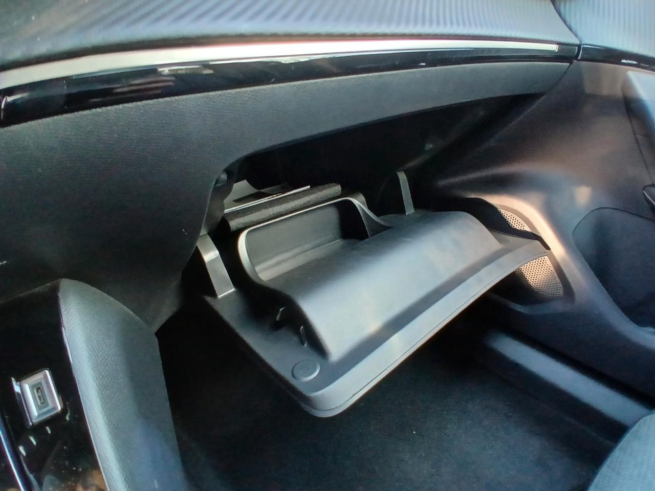 Peugeot 2008 PureTech 100 S&S Allure