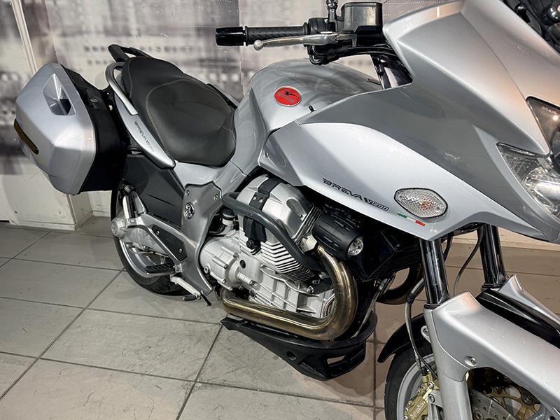 Moto Guzzi Breva 1200