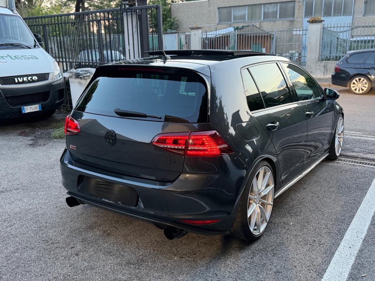 Volkswagen Golf GTI Performance 2.0 TSI 5p. BlueMotion Technology