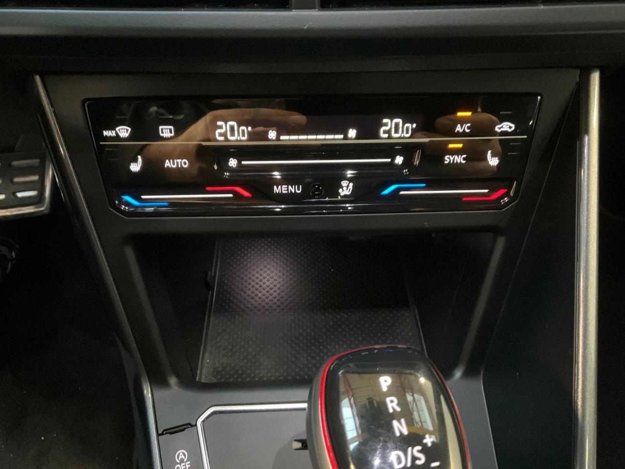 Volkswagen Polo 2.0 TSI DSG GTI