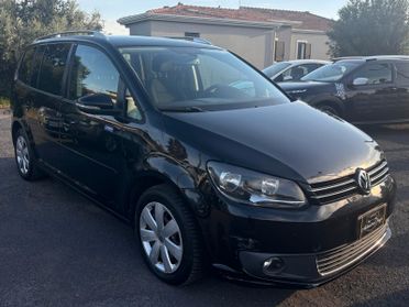 Volkswagen Touran 1.6 TDI DSG Comfortline