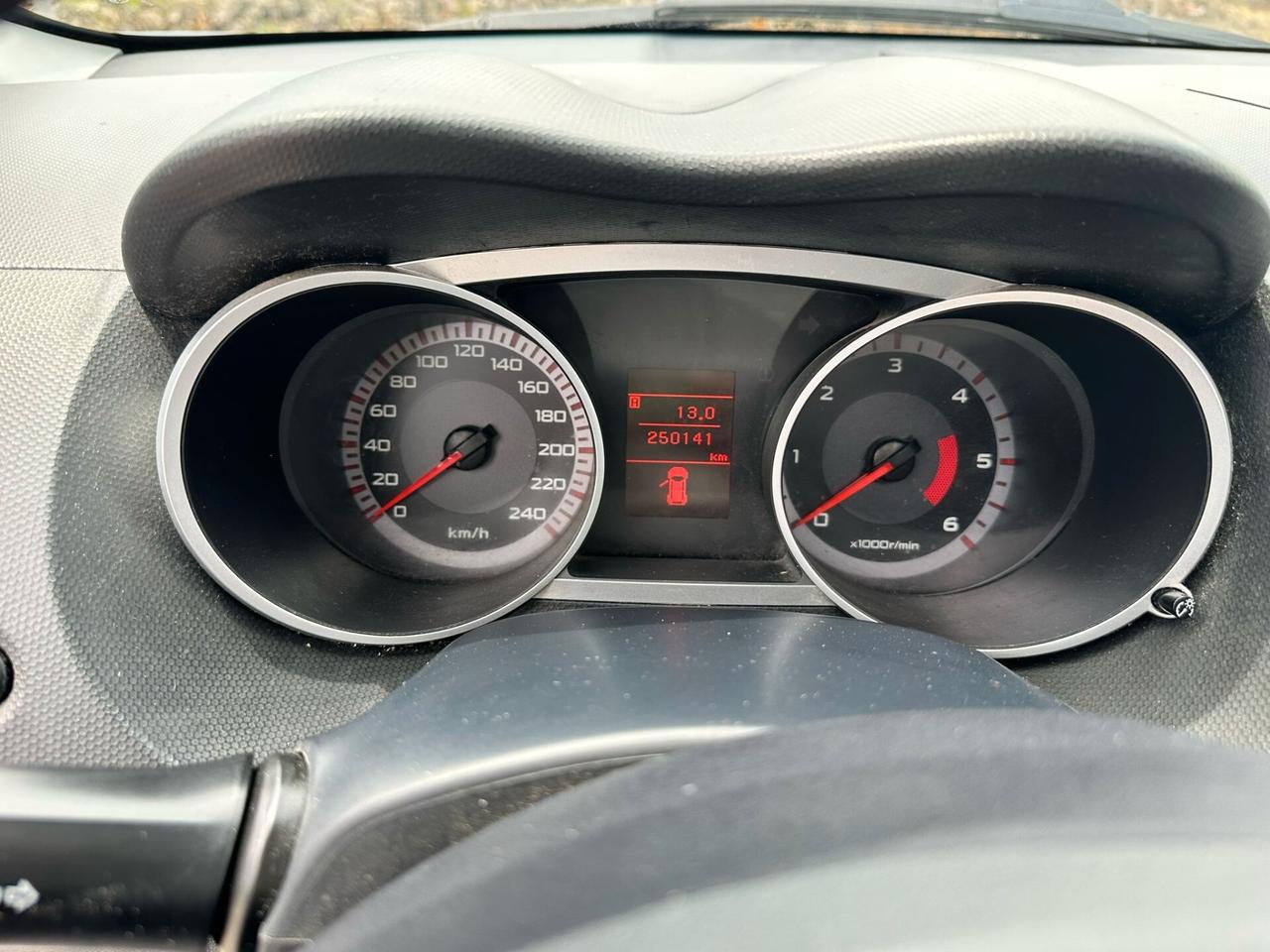 Mitsubishi Outlander 2.2 DI-D DPF 7 posti