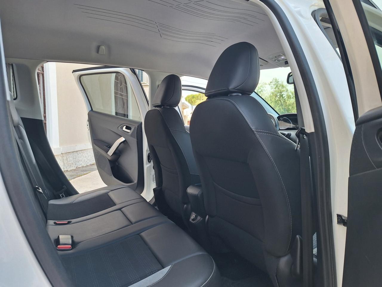 Peugeot 2008 1.6 HDi 100 cv Allure PERFETTA 2017