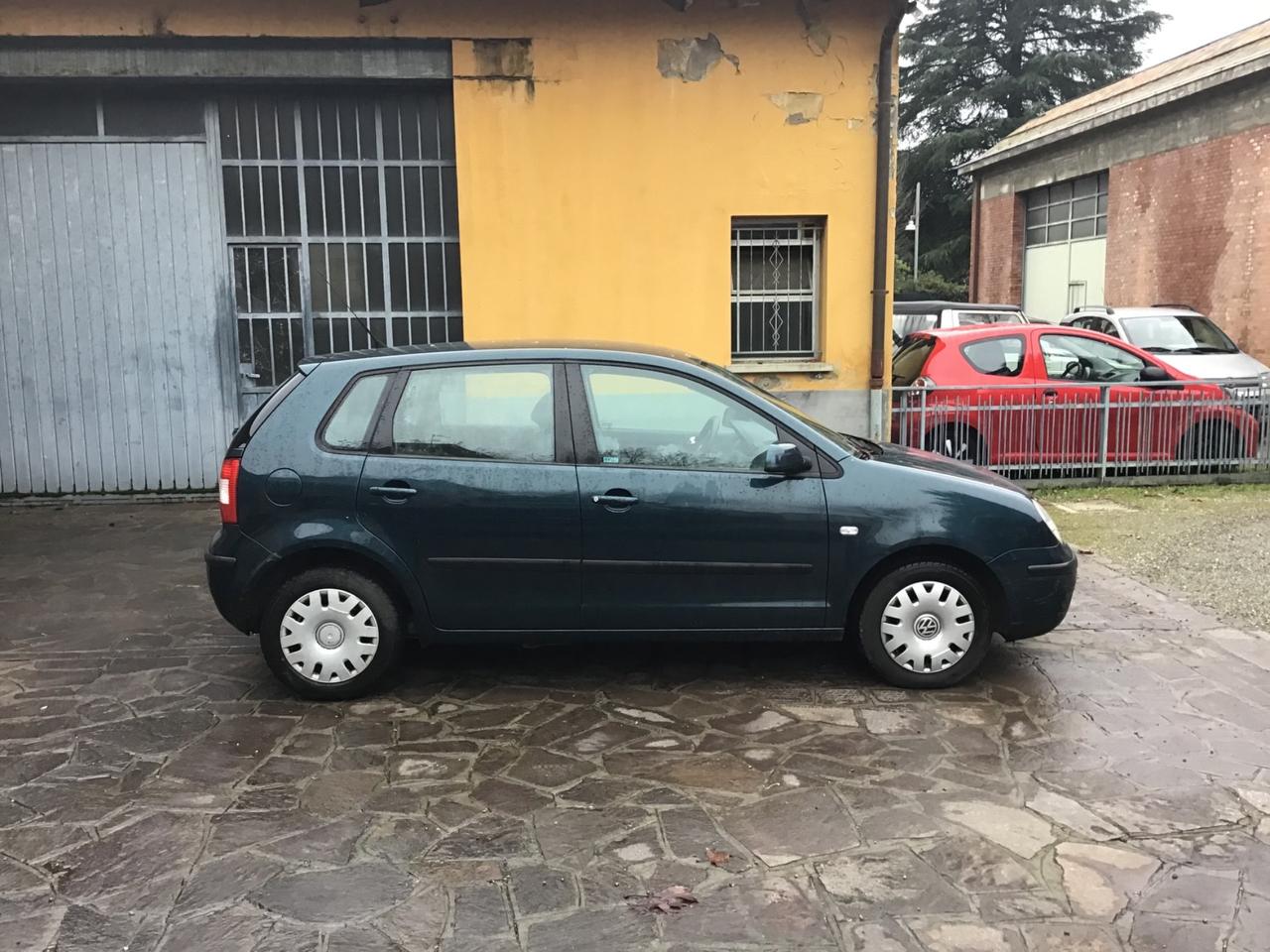 Volkswagen Polo 1.4 16V 5p. Trendline