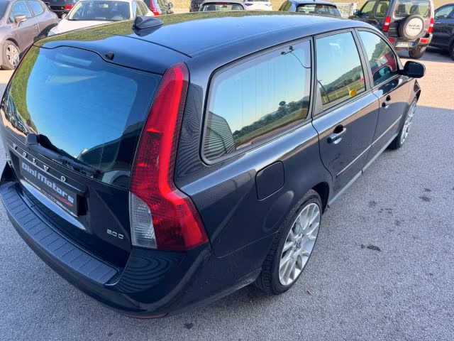 VOLVO V50 2.0 D cat aut. R-Design OK NEOPATENTATI