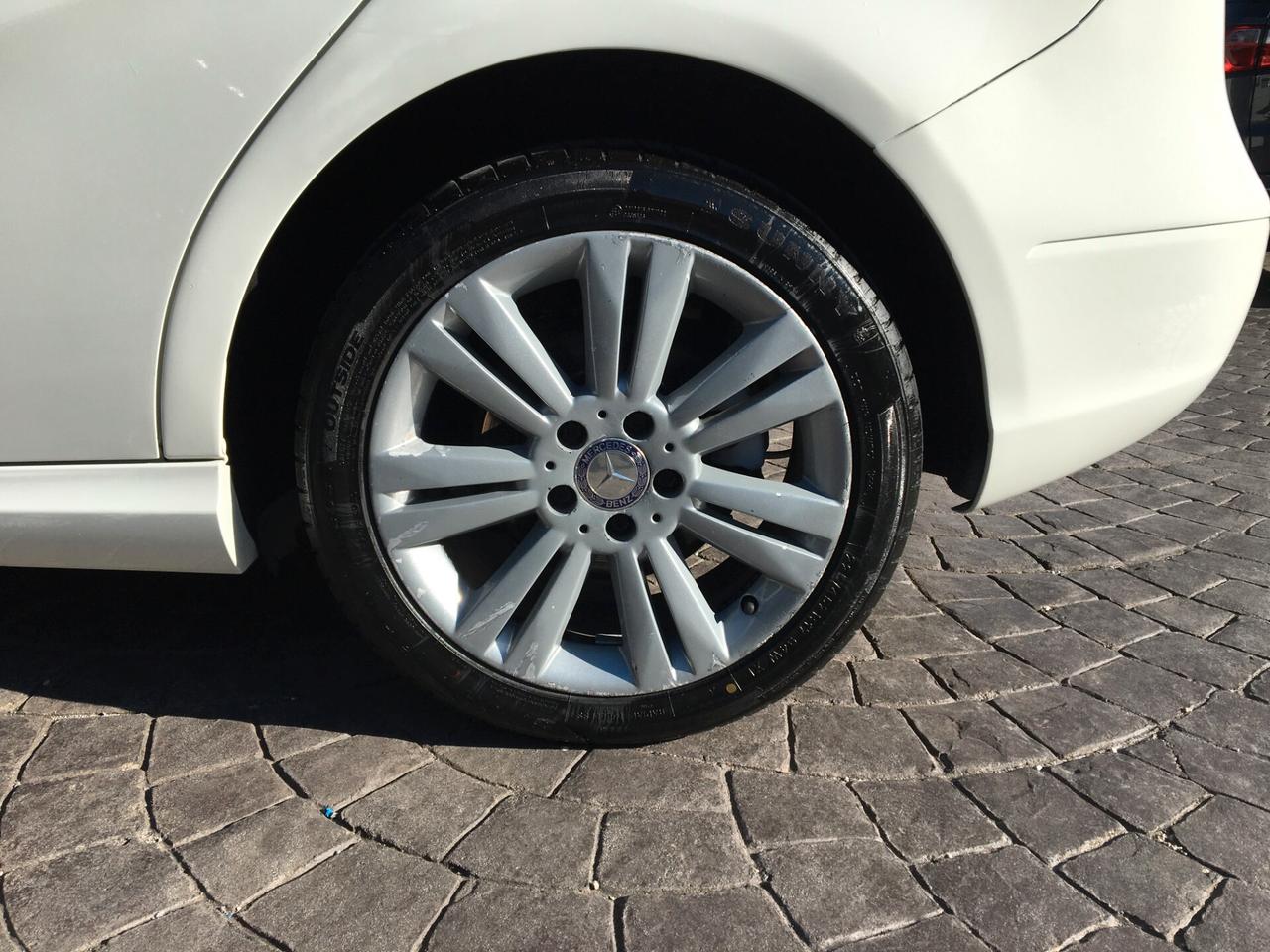 Mercedes-benz B 200 CDI Automatic Premium