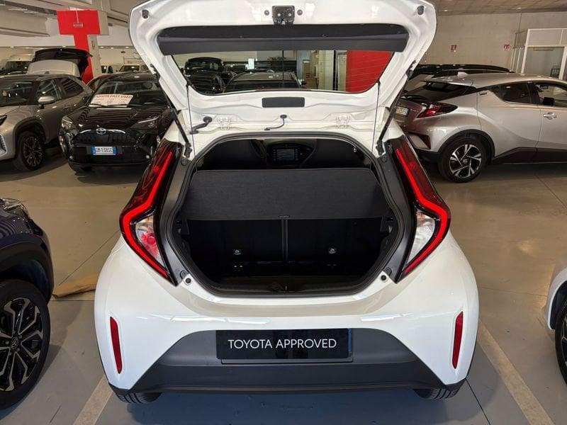 Toyota Aygo X 1.0B (72 CV) Active
