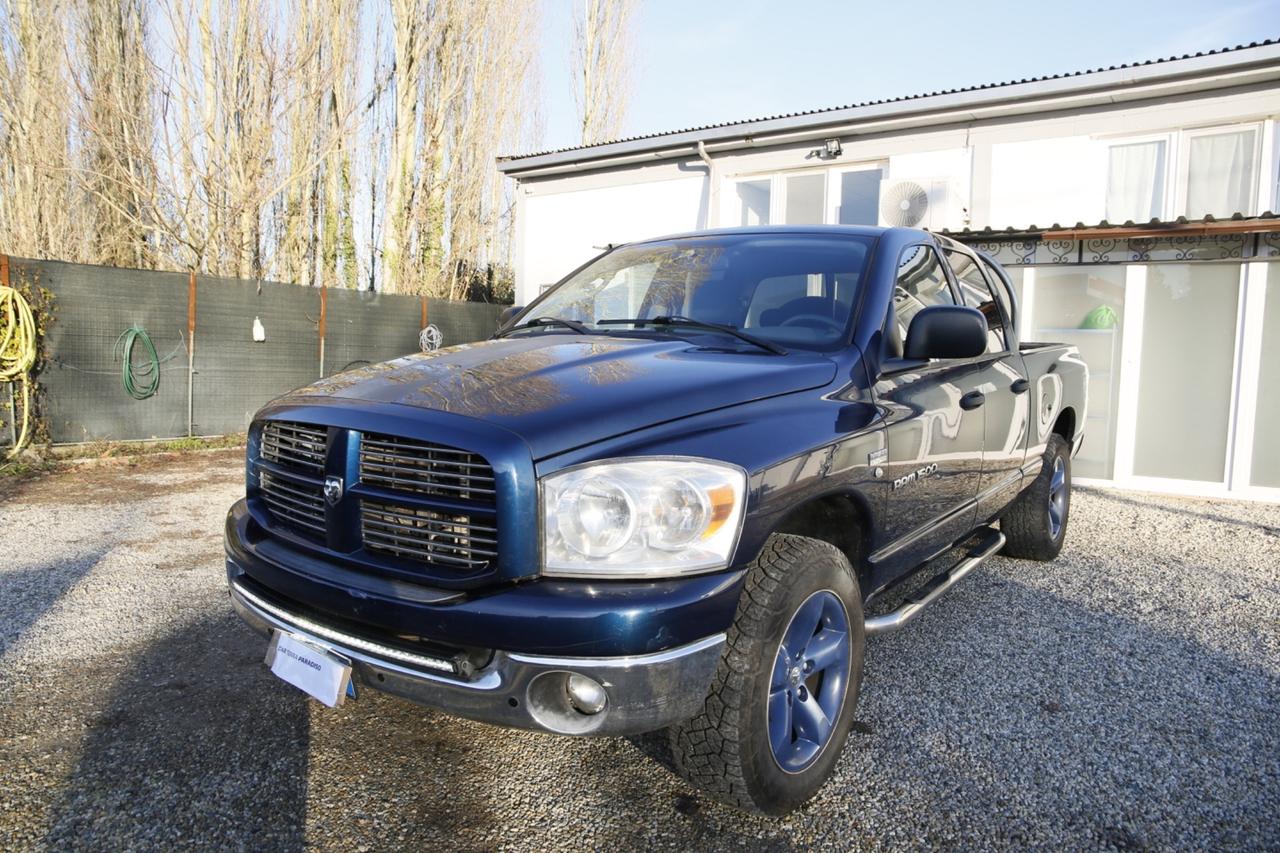 Dodge RAM 1500 HEMI 5,7 V8 AUTOCARRO GPL