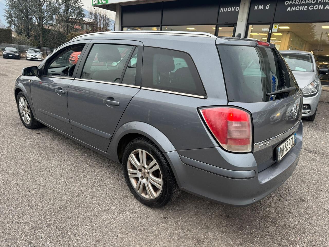 Opel Astra 1.6 16V VVT Station Wagon Enjoy