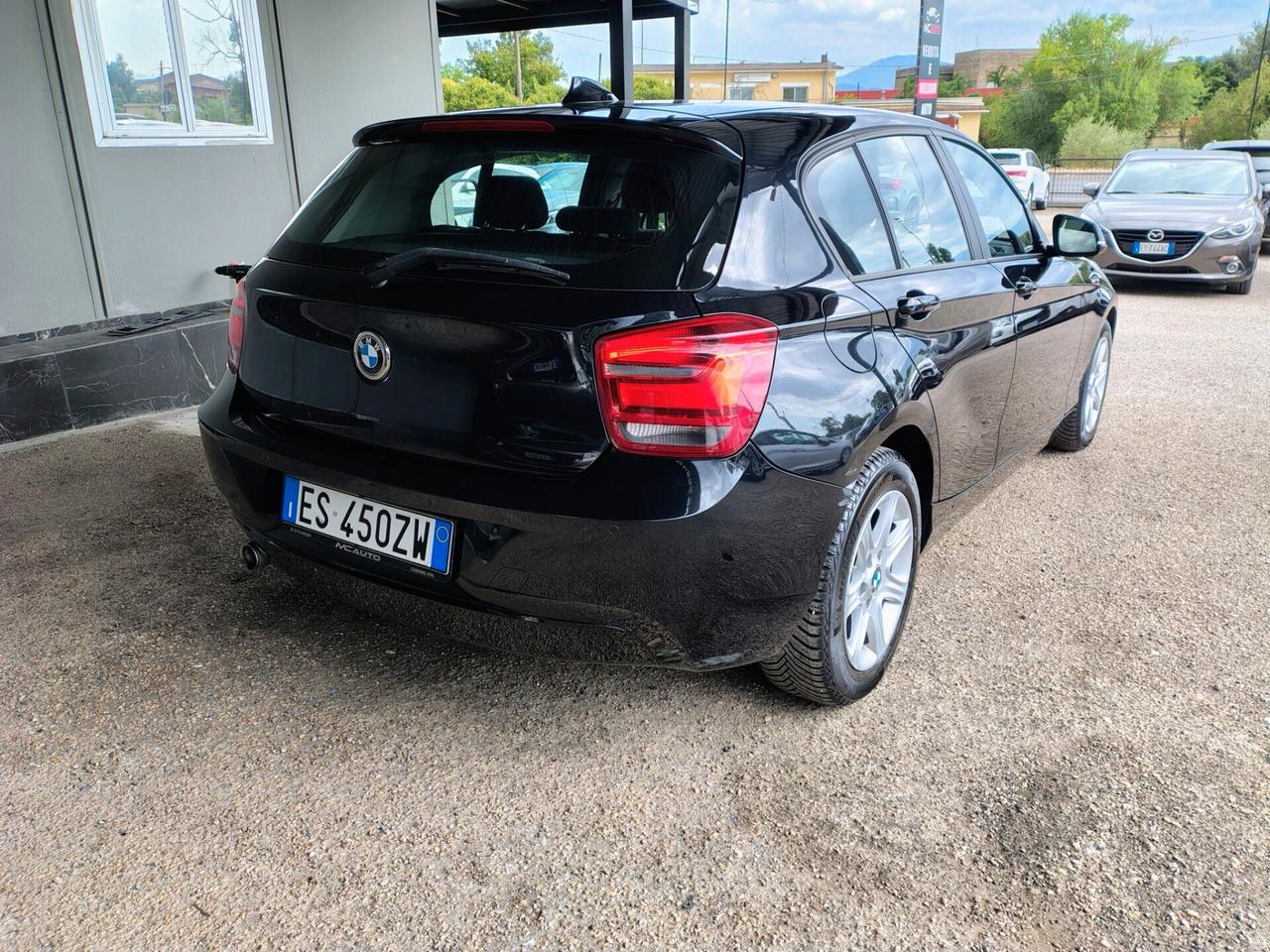 Bmw 114 114d 5p. Unique