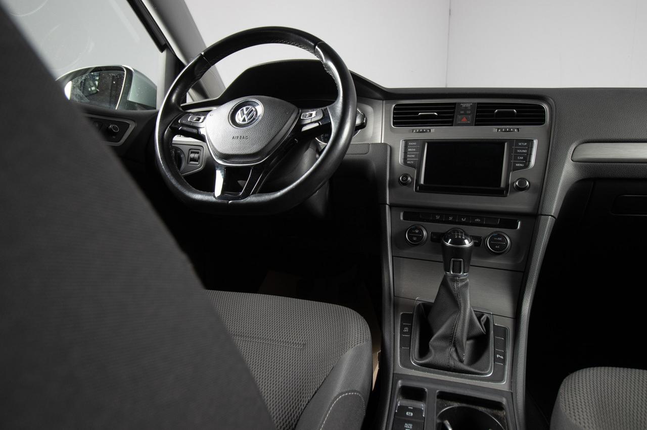 Volkswagen Golf Vii 5p 1.4 Tgi Comfortline 110cv