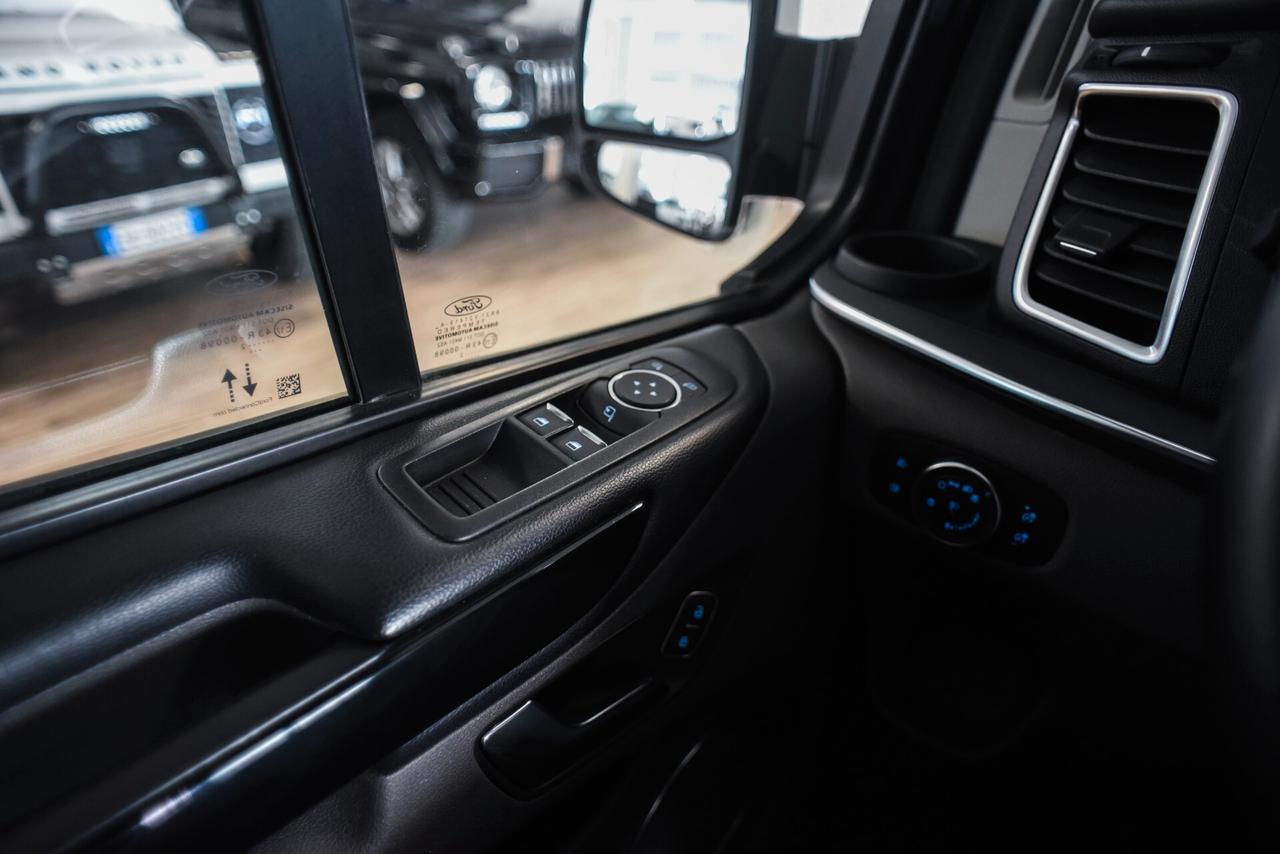 Ford Tourneo Custom 320 2.0 EcoBlue 130CV