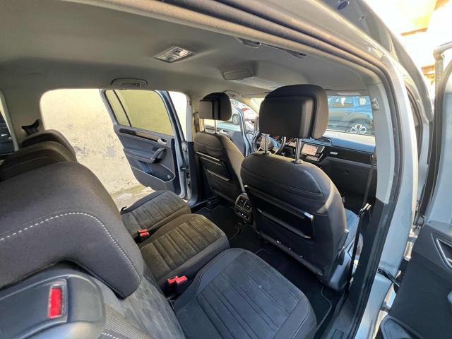 VOLKSWAGEN Touran 2.0 TDI 150 CV SCR DSG Executive BlueMotion Tech.