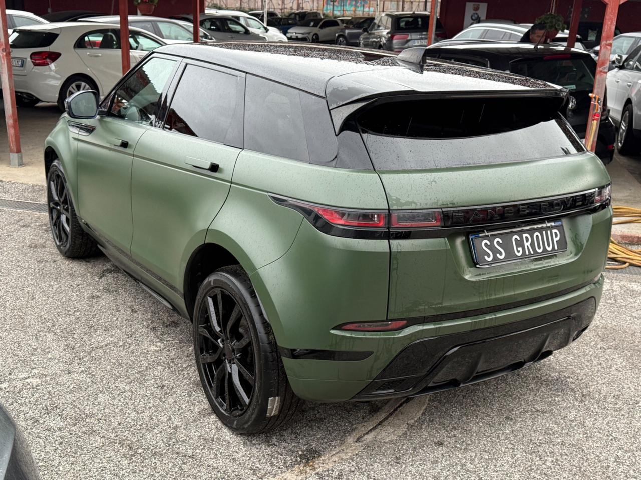 Evoque 2.0D I4-L.Flw 150CV AWD- R-Dynamic HSE-unipro