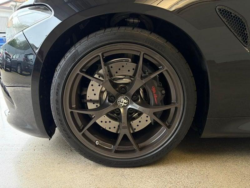 Alfa Romeo Giulia 2.9 V6 510 CV Quadrifoglio AT8