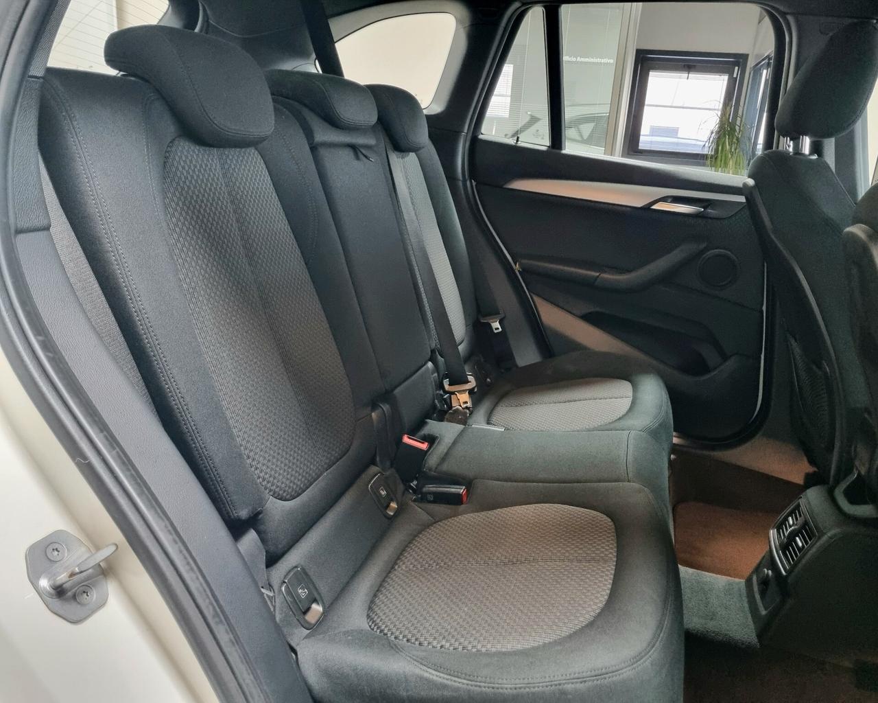 BMW X1 sDrive16d 116CV BUSINESS NEOPATENTATI