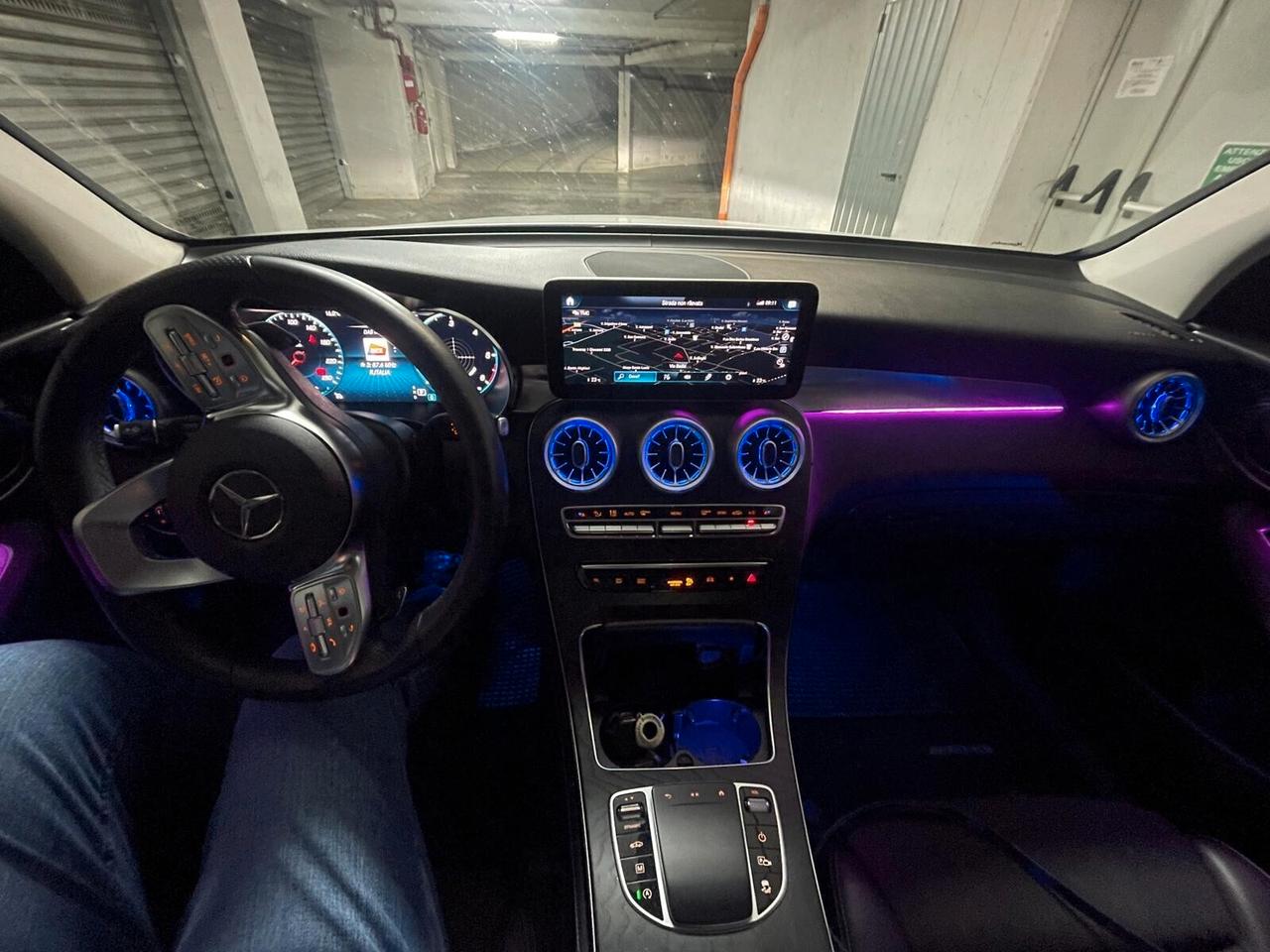 MERCEDES-BENZ GLC 220D 4MATIC PREMIUM NAVI-LED