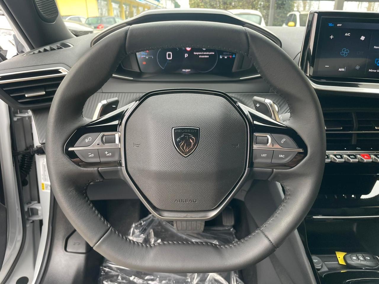 Peugeot 2008 Hybrid 145 e-DCS6 Allure