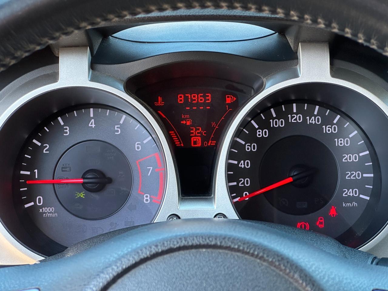 NISSAN Juke 1.6 Acenta