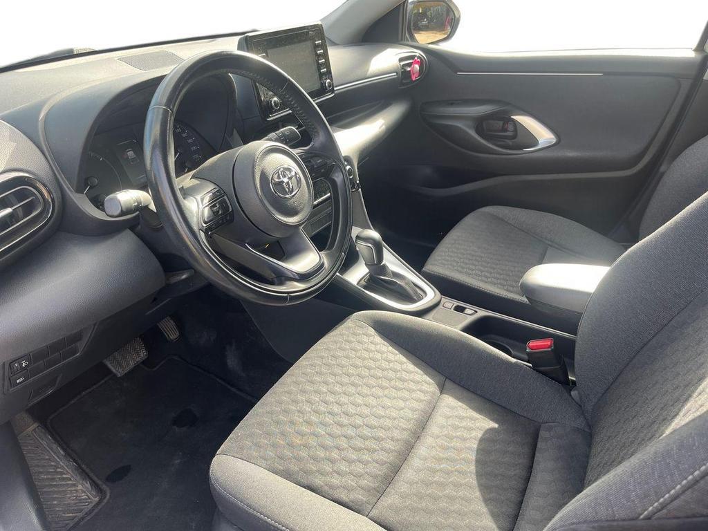 Toyota Yaris 1.5 hybrid Active