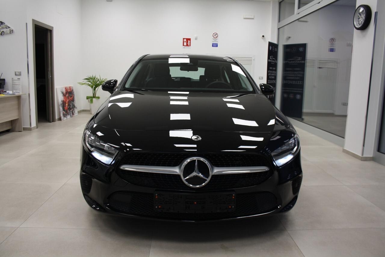 MERCEDES A 180 STYLE *2022