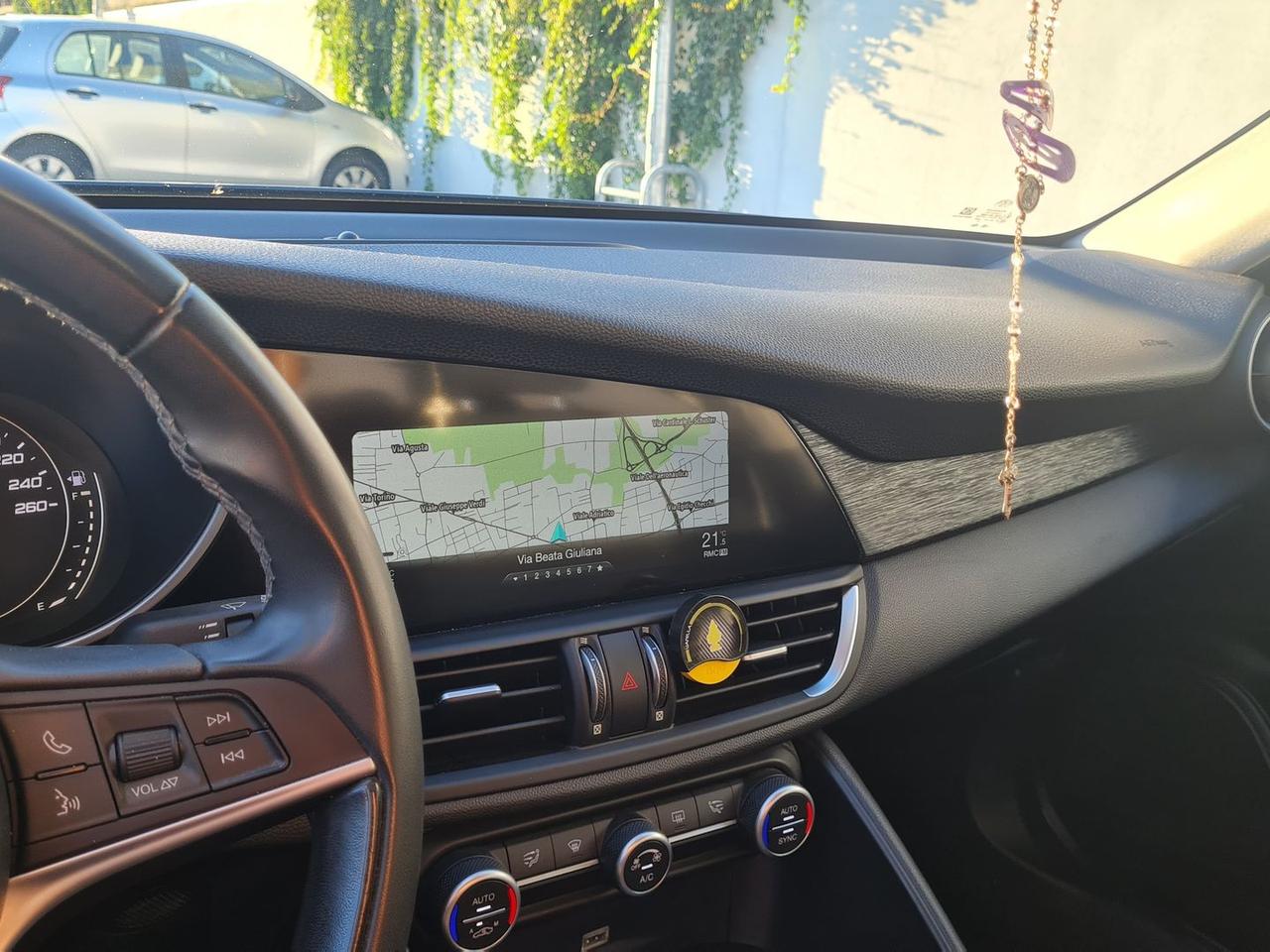 Alfa Romeo Giulia 2.2 LUSSO 190 CV #6715