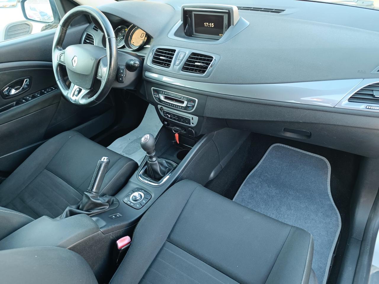 Renault Megane Mégane dCi 110CV EDC SporTour Limited
