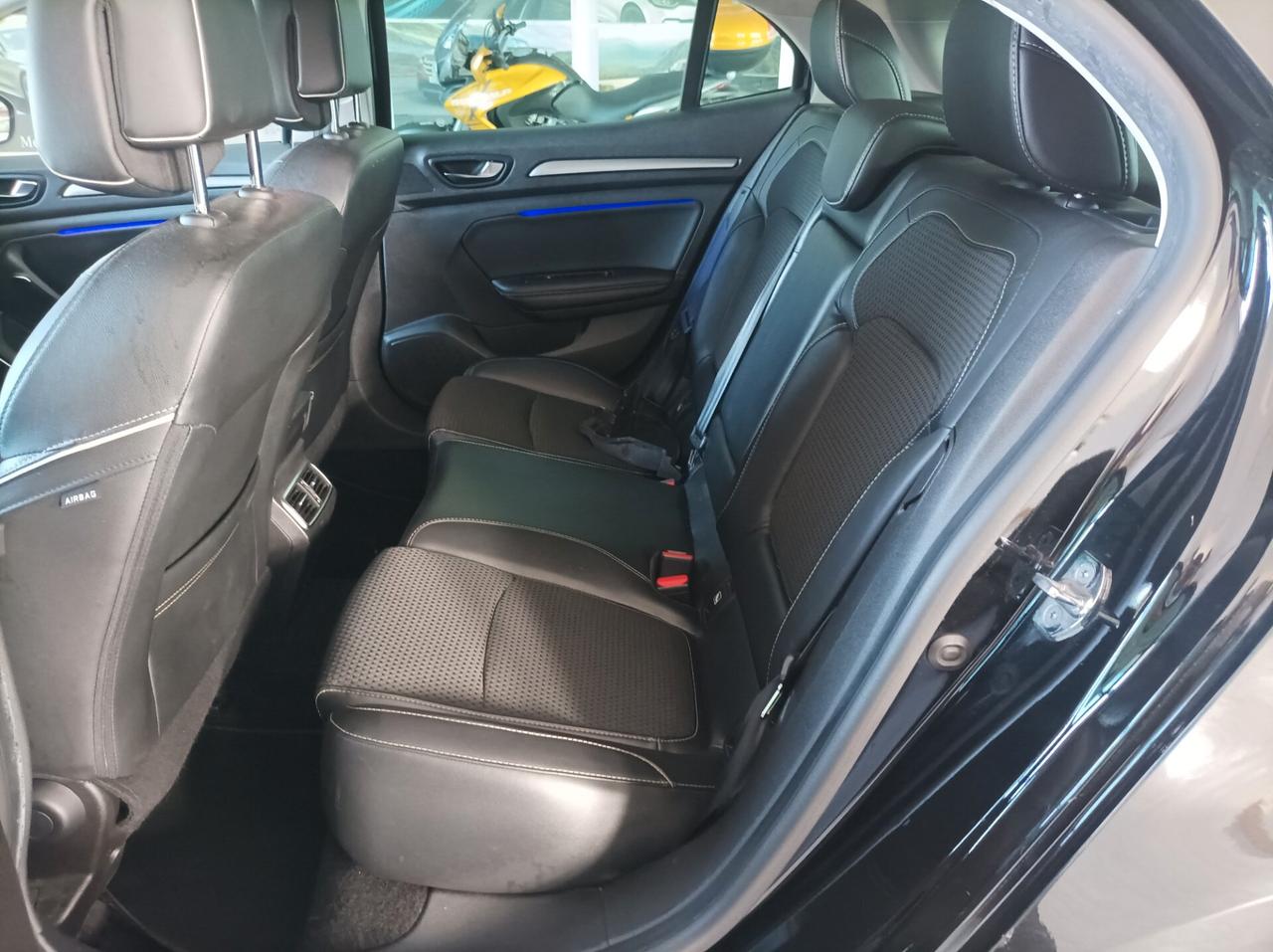 Renault Mégane dCi 8V 110 CV EDC Energy Intens