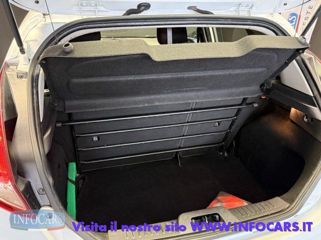 FORD Fiesta 1.5 TDCi 75CV AUTOCARRO N1 4 POSTI