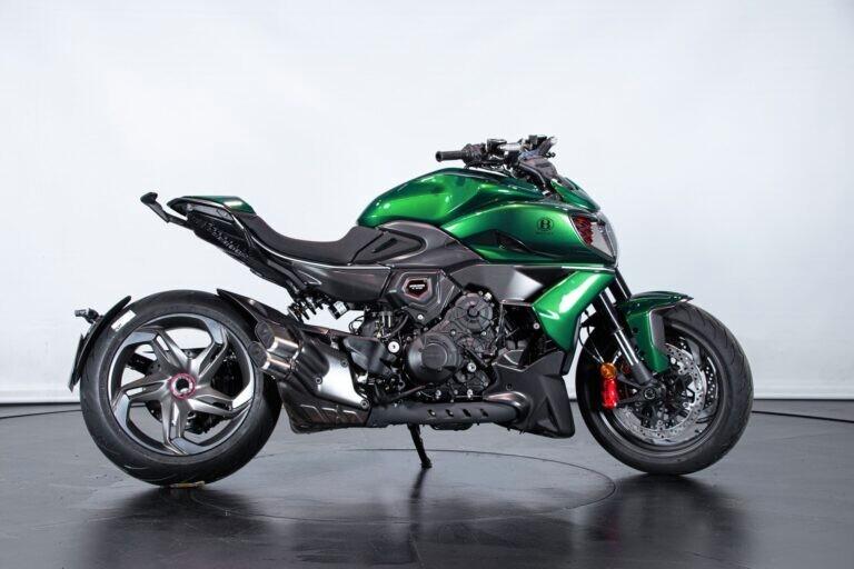 2024 DUCATI DIAVEL V4 BENTLEY - RDS01403