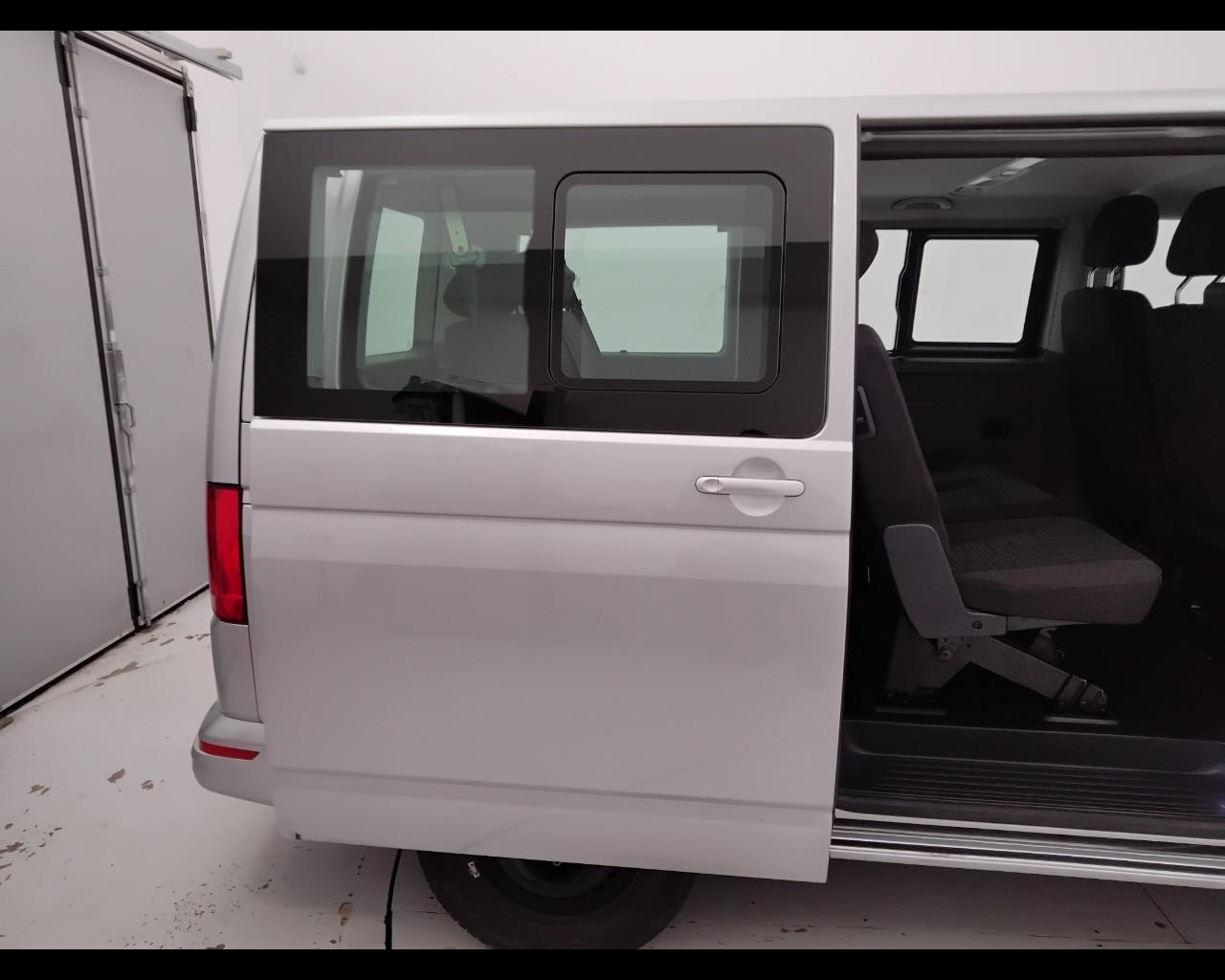 VOLKSWAGEN T6.1 Caravelle 30 - T6.1 Caravelle 2.0 tdi 150cv Comfortline p.c. dsg7