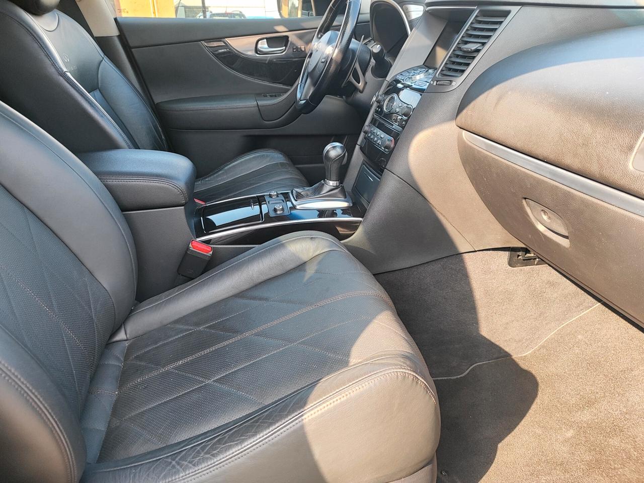 Infiniti FX FX30d S Premium