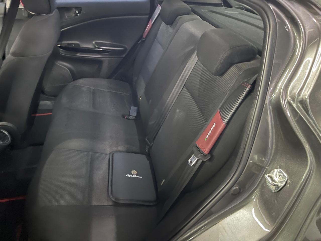 Alfa Romeo Giulietta 1.6 JTDm-2 105 CV Distinctive
