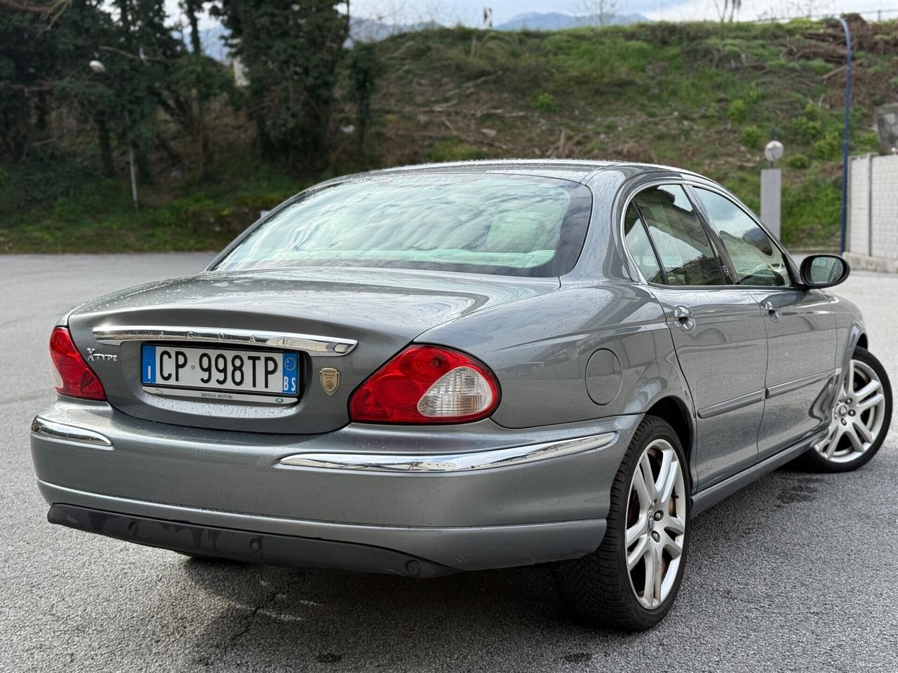 Jaguar X-Type 2 litri V6 24V BENZINA Executive