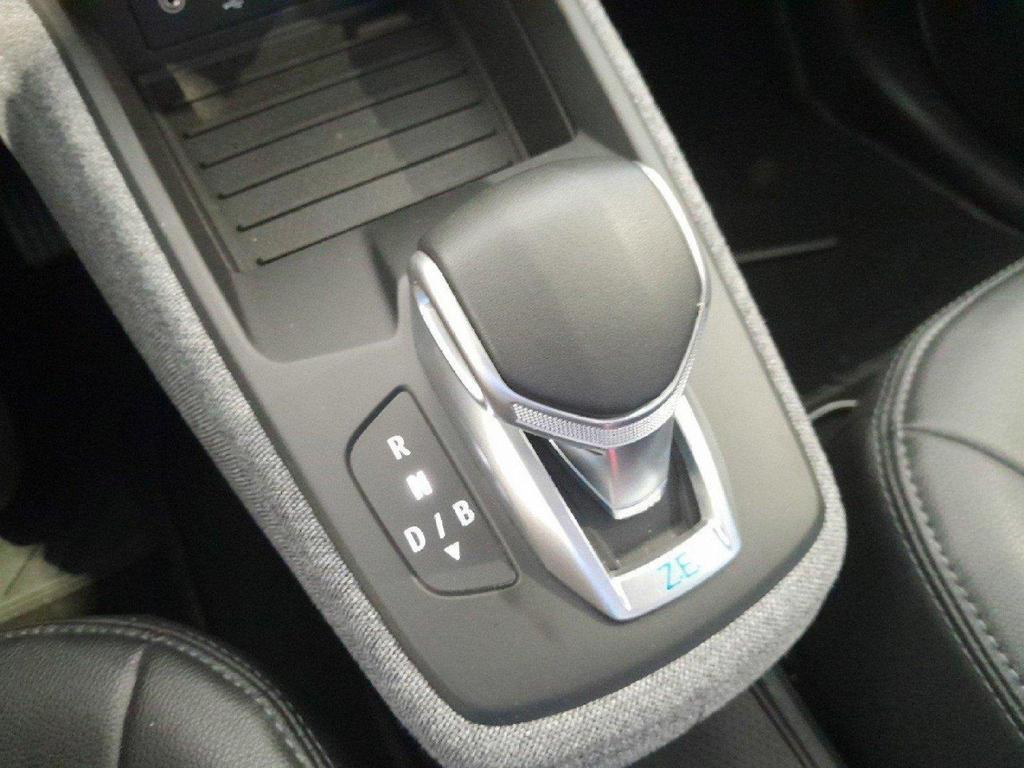 Renault Zoe Zen R135 Flex e-shifter