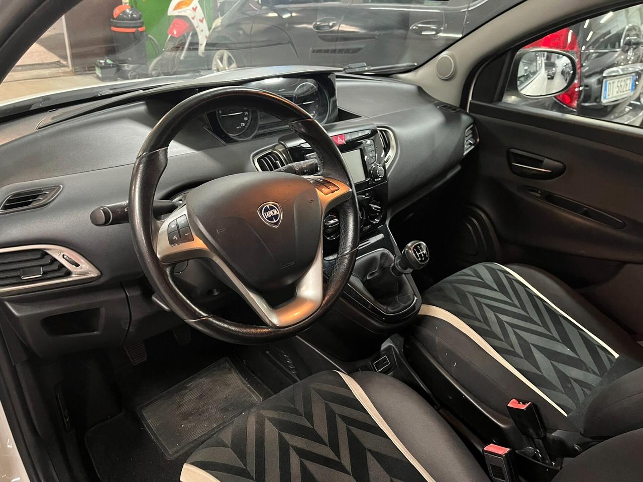 Lancia Ypsilon 1.2 solo 55mila km